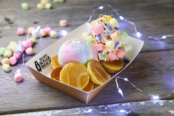 新業態のテイクアウトパンケーキ専門店 Bear S Sugar Shack が登場 ユニコーンカラー のアイスクリームやおいりなどを使ったトッピングで ゆめかわいい ちっちゃなパンケーキが楽しめる 17年8月30日 エキサイトニュース