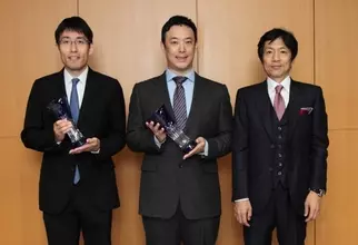 Alcon Novartis Hida Memorial Award 受賞者決定のお知らせ 16年11月4日 エキサイトニュース