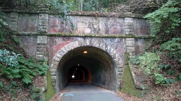 トンネル歩き に特化したユニークなツアー 第2弾 トンネル探検隊がゆく 湖北に残る産業遺産 旧賤ヶ岳 しずがたけ トンネルと現役道最古の小刀根 ことね トンネル 19年3月12日 エキサイトニュース