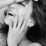 「Music Video 全116曲放送記念！平成の歌姫・浜崎あゆみ デビューシングルから20年分の歴代ジャケット写真を番組サイトで公開！WOWOWのTwitterではジャケット写真でクイズも実施中！」の画像1