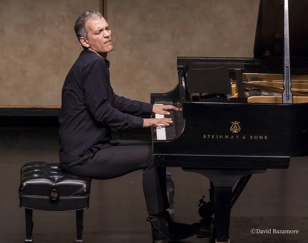 ビル エヴァンス キース ジャレットに続く 現代ジャズ ピアノの最高峰 ブラッド メルドー 19年4月10日 エキサイトニュース