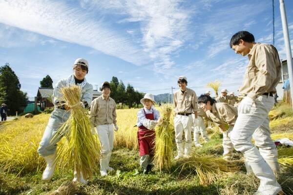 アメリカからの留学生と一緒におにぎりを作り 日本の農業と食について国際交流 19年5月27日 エキサイトニュース