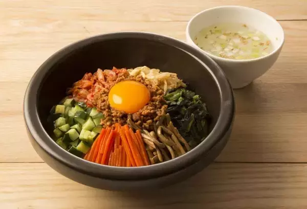 イクスピアリ・キッチンに「石焼ビビンバ BIBI」が本日オープン