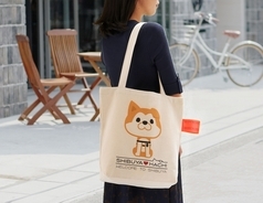 「渋谷区公認スーベニア事業」の取り組みとして一般社団法人渋谷未来デザインと大日本印刷が「SHIBUKURO」（シブクロ＝渋谷の袋）プロジェクトを始動