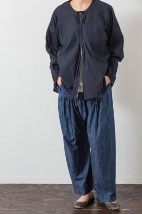 介護用衣服の革新 7月デビュー 片手でも簡単に着られる オシャレな服が欲しい そんな期待に応える服 があります 世の中には介護用の衣服もありますが 着たいと思える服に出会えていないのでは 19年7月10日 エキサイトニュース