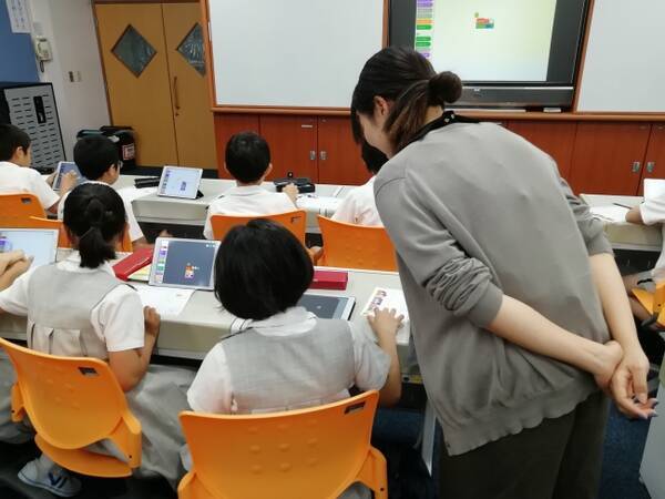 開催レポート 小学生のためのプログラミング講座 昭和女子大学附属昭和小学校にて実施 デジタルハリウッドアカデミー 19年7月25日 エキサイトニュース