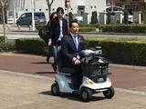 「内閣府「戦略的イノベーション創造プログラム（ＳＩＰ）」の委員等による「電動車いす自動運転の公道走行の視察」について」の画像1