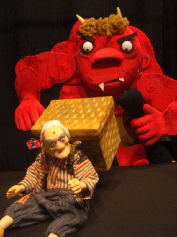 横浜人形の家 人形劇上演 おなじみの昔話 舌切りスズメ がちょっと怖くておもしろい人形劇に 19年8月8日 エキサイトニュース