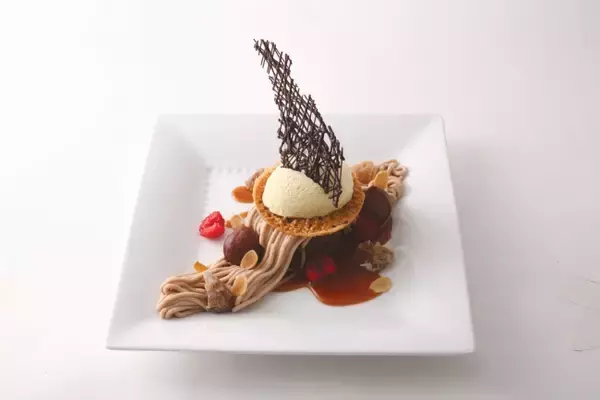 「ベルギー王室御用達チョコレートブランド「ヴィタメール」梅田大丸店ショコラバーにて　9/4(水）より秋の新作デセール『モンブラン仕立てのフォンダンショコラ』を販売」の画像