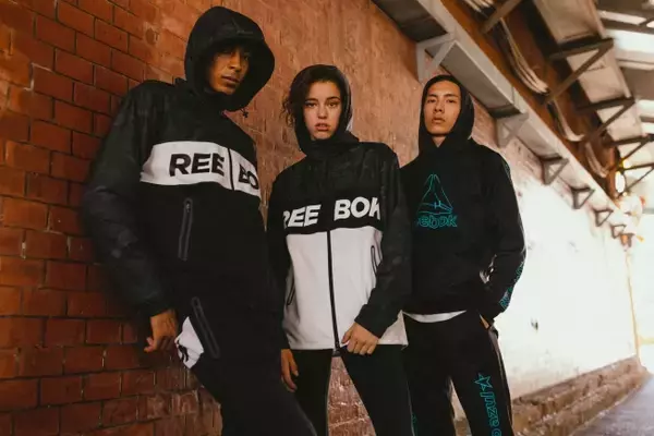 「AZUL by moussy（アズール バイ マウジー）グローバルフィットネスブランドReebokと初コラボレーションアイテム発売！」の画像