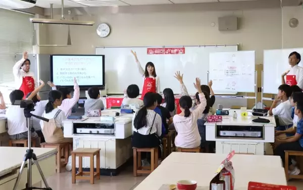「「朝ハロしよ！プロジェクト」～福島から子供たちを元気に！～食育授業「朝ハロしよ！教室」と「からだの声をきこうフォーラム」 開催」の画像