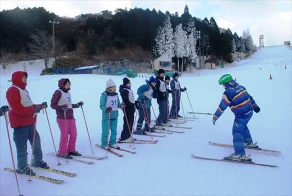 まもなくウィンターシーズン到来 六甲山スノーパーク各種予約受付スタート スキー スノーボードスクール11 5から 直行バス11 13から 19年11月5日 エキサイトニュース