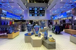 アディダスフットボールの旗艦店サッカーショップkamo原宿店3fがリニューアル 豊富な商品ラインナップに加えて限定モデルを販売 19年3月13日 エキサイトニュース