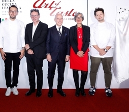 「世界イタリア料理週間」オープニングイベントとしてAlfa Romeoフードプロジェクト『Art of Taste』第三弾が駐日イタリア大使館で開催されました