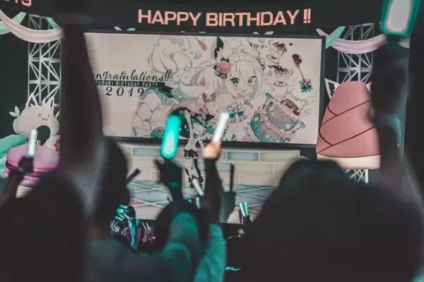 白上フブキ』初のソロライブイベント『Congratulations!! FUBUKI 