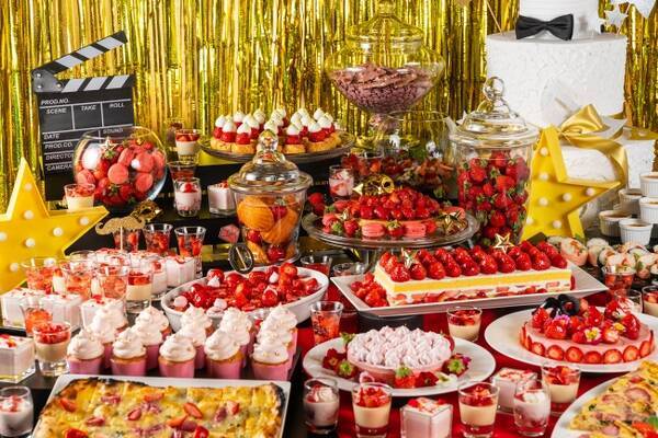 ストロベリーデザートビュッフェ ハリウッド Anaクラウンプラザホテル福岡 19年12月5日 エキサイトニュース ストロベリーデザートビュッフェ ハリウッド Anaクラウンプラザホテル福岡 19年12月5日 エキサイトニュース