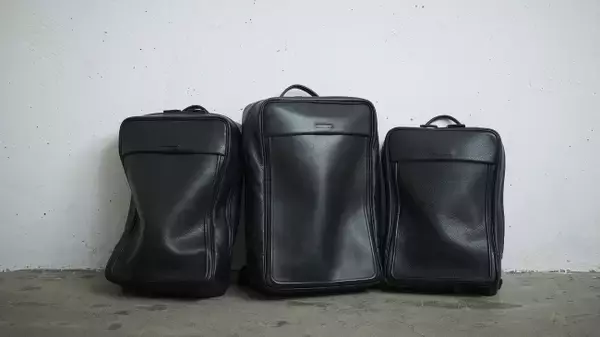 objcts.ioから防水レザー製バックパックの大容量サイズ「Soft Backpack Large」を新発売。