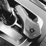 「愛車をスマートカー化するシガーチャージャー「ZUS Smart Car Charger」に新モデル「カーボンファイバー エディション」が登場」の画像1