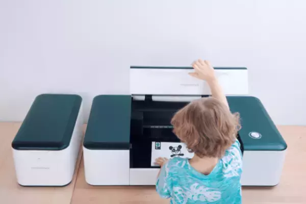 Makeblockのデスクトップ型レーザーカッター「Laserbox」の取り扱いを開始