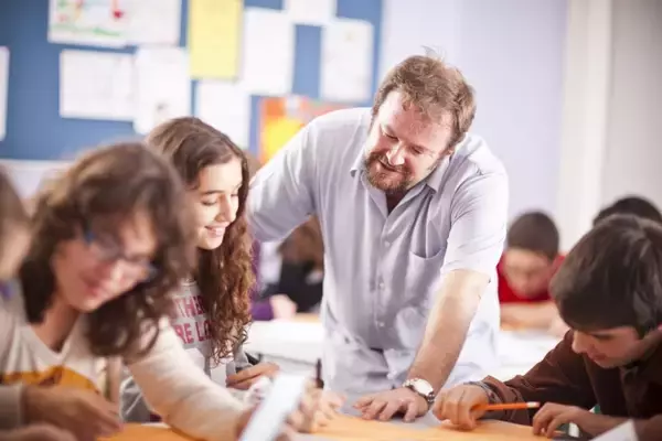 「【英国の公的な国際文化交流機関ブリティッシュ・カウンシルの英会話スクール 】英語4技能、思考力・判断力を育む中高生向け英語コース『Secondary Plus』いよいよ2020年4月本格開講！」の画像