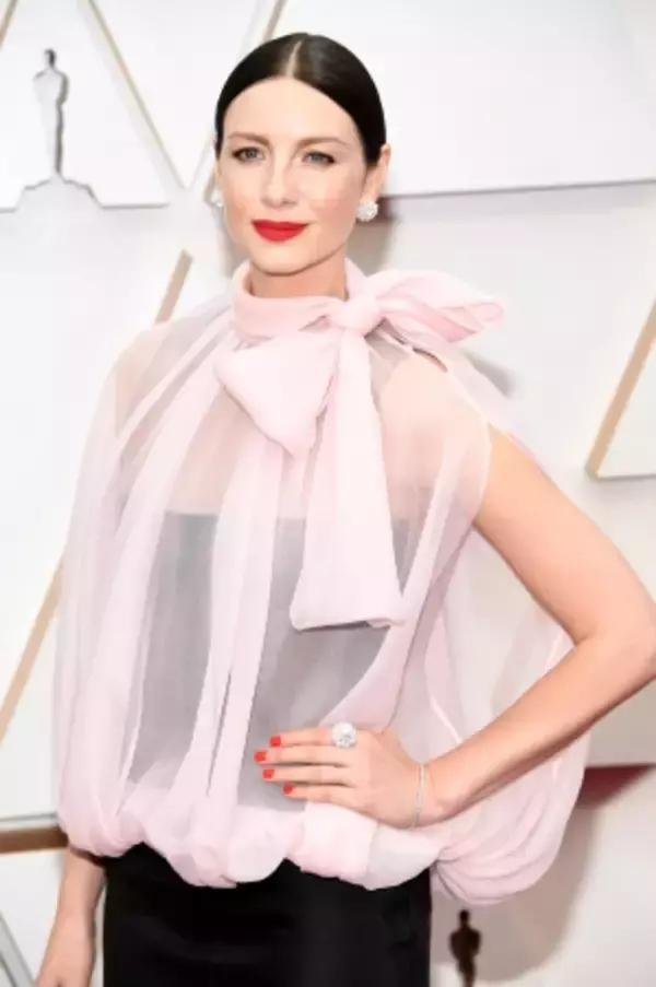 第92回アカデミー賞にカトリーナ・バルフが「NIWAKA（ニワカ）」のジュエリーを身にまとい登場