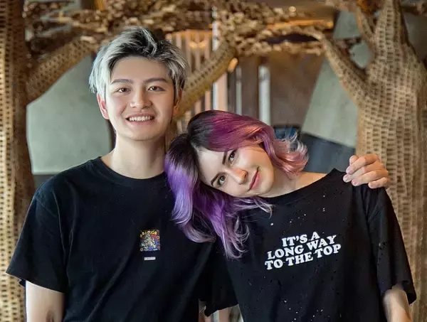 Weiboフォロワー430万人超え、中国最大級のKOL「Kat and Sid」が、日本最大の外国人YouTuber事務所、ブレイカーとマネージメント契約を締結。