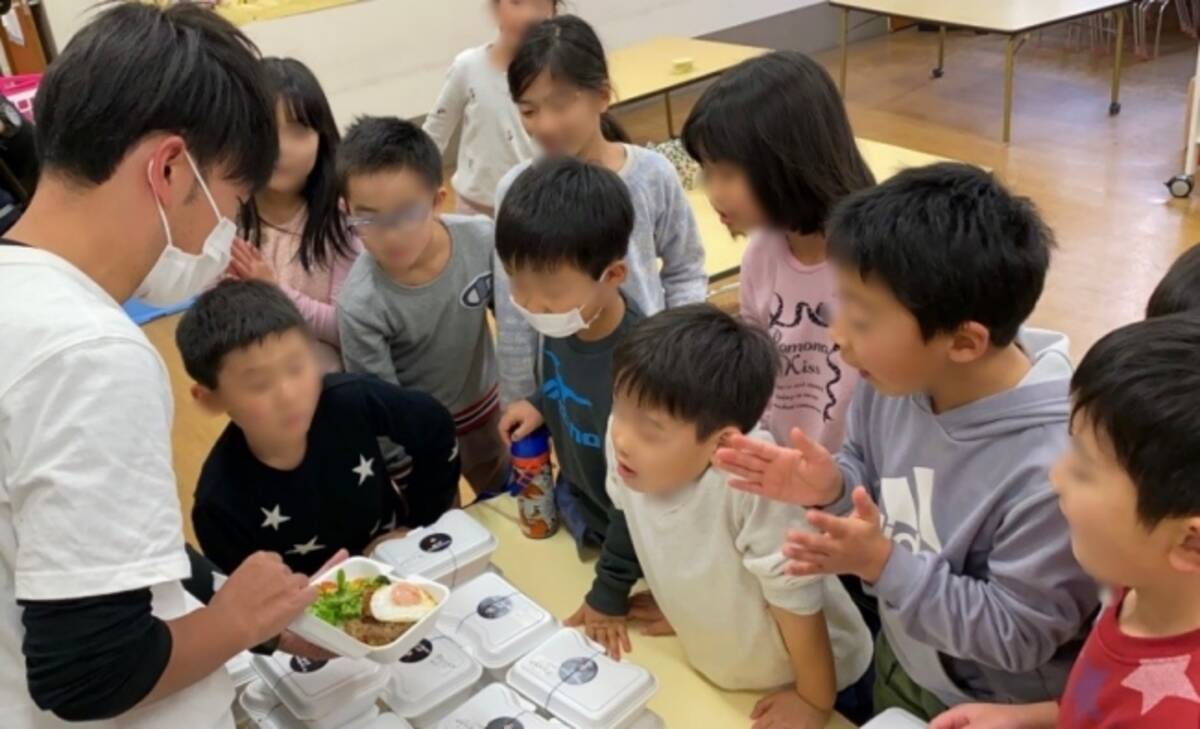 実施報告 お弁当の無償提供を児童養護施設 子ども食堂 学童保育施設にお申込5 000食を超え17日までお届け予定 年3月12日 エキサイトニュース