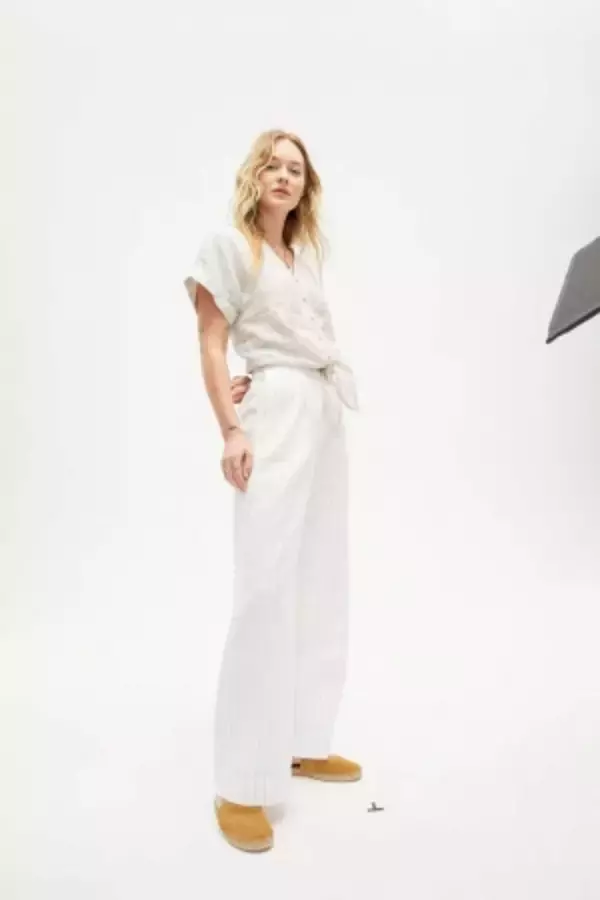 麻のナチュラルな風合いで、抜け感と品格あるスタイルを「Gapのリネンコレクションで夏をさわやかに」