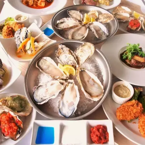 牡蠣で世界を旅する！？大人気の「真牡蠣食べ放題」がアレンジ料理で楽しめる！第一弾「オイスターツアーinフランス」