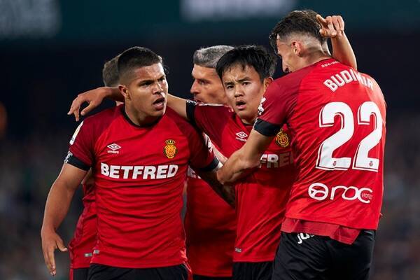 ついにスペインサッカー ラ リーガが再開 久保建英所属のマジョルカは首位バルセロナをホームに迎える 注目の一戦について 中断前と再開後で変わる要素をコラムで解説 年6月10日 エキサイトニュース