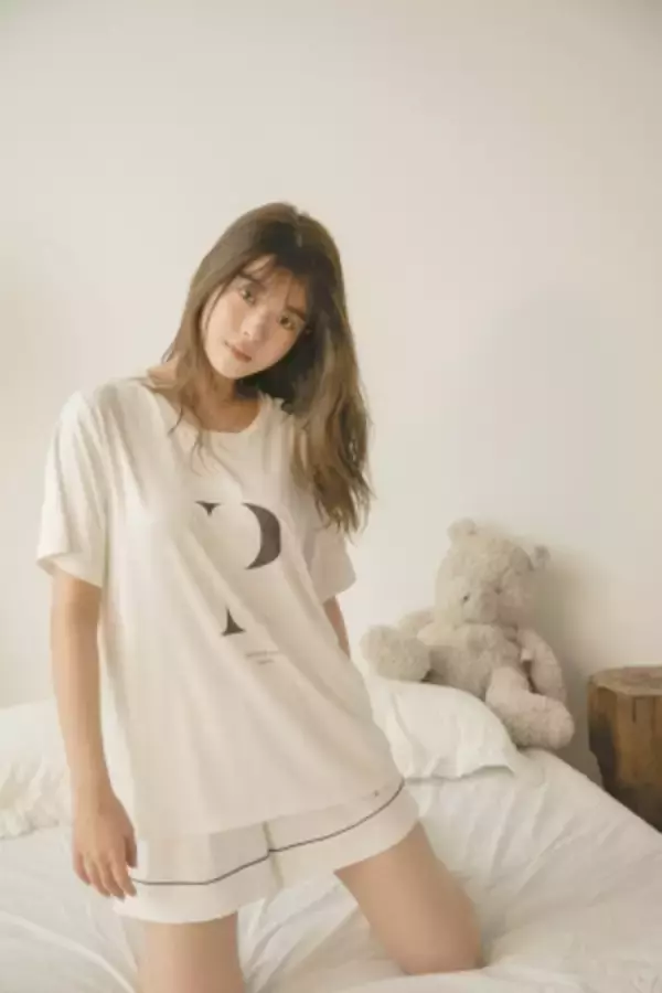 ＜gelato pique(ジェラート ピケ)＞女優・馬場ふみかが選んだ夏服！売上利益が全額チャリティになるオンラインストアの新企画