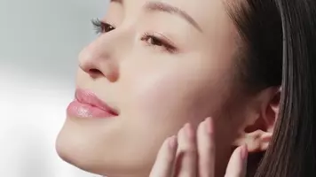 栗山千明さんが14人の新しい自分に出会う シエロ デザイニングカラー 新cm放映開始 21年5月21日 エキサイトニュース