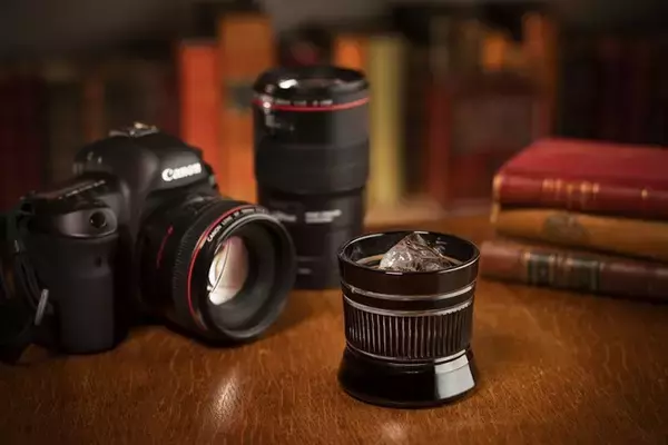 【新商品】カメラを愛する人のための「江戸切子レンズグラス」の販売を開始！