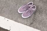 「【VANS】ROSE BUD EXCLUSIVE OLD SKOOL 8月26日（水）発売」の画像1