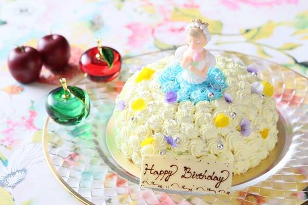 女子会で 誕生日に 記念日に 心ときめくプリンセスケーキにきっと笑顔溢れる プリンセスドレスケーキ 世界で一番美しい白雪姫 販売 年8月27日 エキサイトニュース