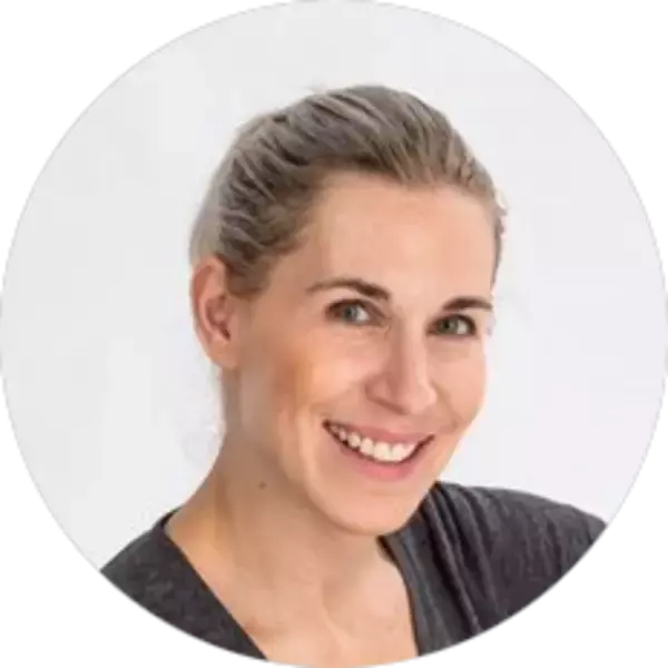 シニアも簡単“おうちエクササイズ”・パーソナルパワープレートとBRAIN BONES BALANCEプログラムセット商品を9月18日より発売スタート!