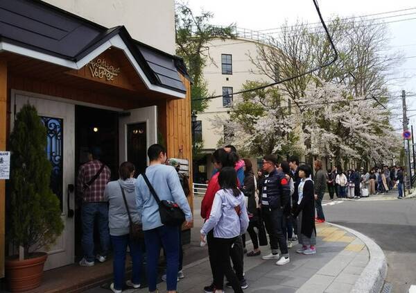 世界初 函館の行列ができる小さなケーキ屋経営者が非常識な成功法則を書籍にて伝授 年9月25日 エキサイトニュース