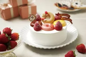 パティスリーピネードのクリスマスケーキ にっこり笑顔のスノーマンや豪華なトライフルケーキなど 10月よりご予約開始 年10月1日 エキサイトニュース