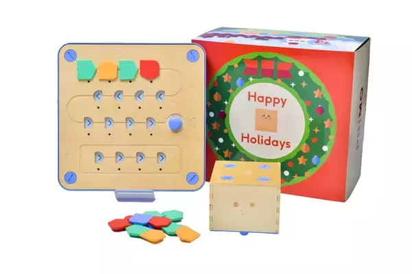 今年はオンラインレッスン付き。お子さんの学ぶ姿がうれしい！贈り主も見学可能。「キュベット クリスマス特別セット 2020」10/13から予約販売開始（限定100セット）