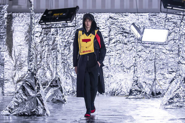 Dhl Rakuten Fashion Week Tokyoにおいて デザイナーブランドとのコラボレーションを披露 年10月15日 エキサイトニュース