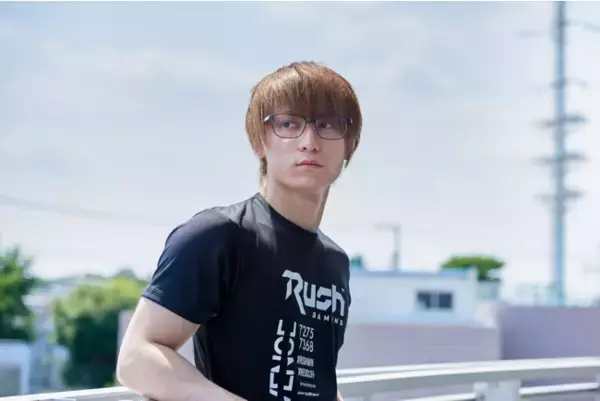 ゲーミンググラス「PLAIDe」による Rush Gaming kept選手特別インタビュー、GreedZz・Gorou選手による999.9 VISION LAB.体験動画が公開！