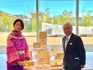 元治元年創業の和菓子店・梅林堂の未来への改革と挑戦。 10 周年を迎える“やわらか”のリブランディングに新進気鋭芸術家 中山晃子氏を起用。当社社長と対談を行いました。