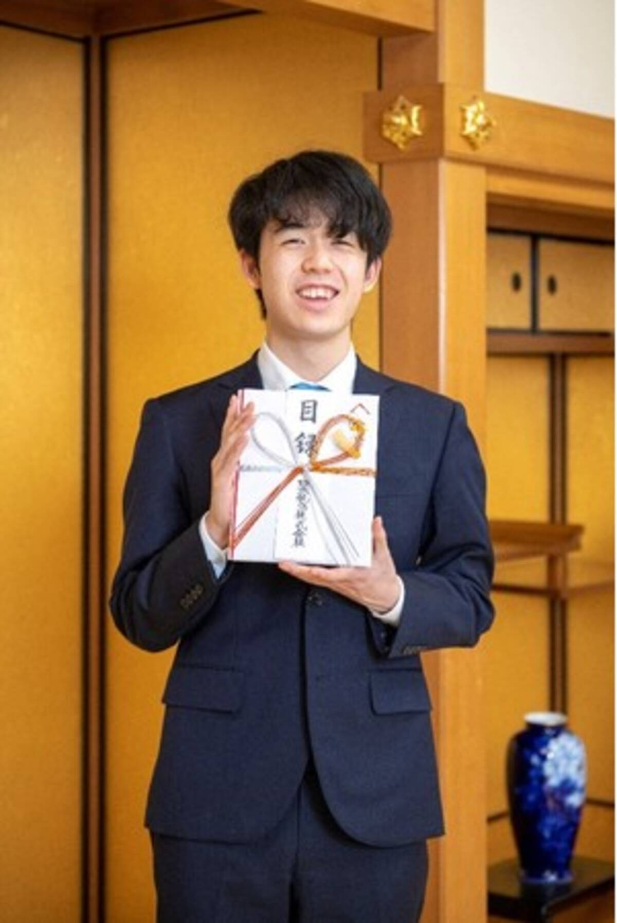 藤井聡太二冠が年ナンバー1アスリートに 第39回 Number Mvp賞 を 棋士として初受賞 年12月17日 エキサイトニュース 2 2