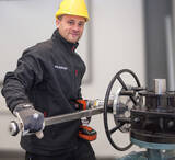 「ゲートバルブ電動レンチ DA1-Sの販売とレンタルサービスを開始」の画像1