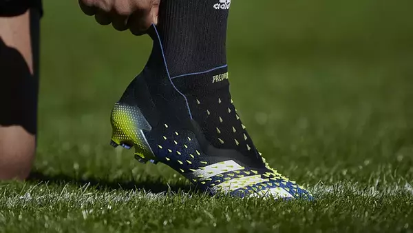 ゲームを支配するプレーメーカーに向けた『PREDATOR（プレデター）』がアップグレード！｜プレデター フリーク｜悪魔のコントロールで、意のままに。