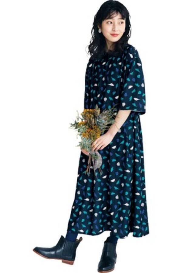 小鳥好きさんのためのフェリシモの部活動 小鳥部 Tm から 文鳥にまみれるしあわせ プリントロングワンピース が登場 21年3月1日 エキサイトニュース