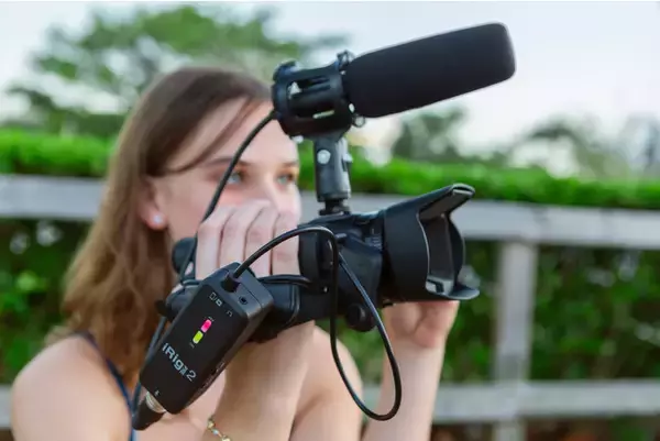 IK Multimedia社からスマホやカメラでXLRマイクを使用できるマイクプリアンプ搭載モバイルオーディオインターフェイス「iRig Pre 2」登場。国内代理店フォーカルポイントから発売！