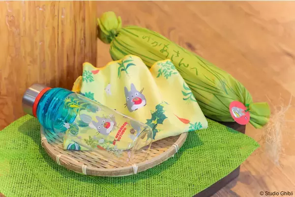 スタジオジブリ作品グッズショップ「どんぐり共和国」メイちゃんがお母さんにあげた「とうもろこし」型のギフトセット2種をオンラインショップで3月26日より予約受付開始！