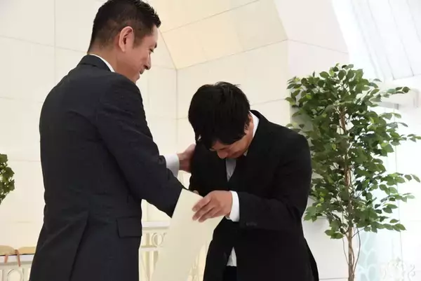 涙なしではいられない　会社と新入社員をつなぐ　自立と成長を誓うチャペルの入社式　～品川プリンスホテル『ホワイトチャペル』2021年4月1日（木）11：00開始～