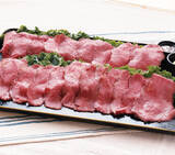 「【すかいらーくグループのブッフェ業態で宅配サービス開始】 ローストビーフを中心としたバラエティー豊かなラインナップが勢ぞろい。「グランブッフェ橋本」の宅配メニューでいつもと違う ”おうちごはん” を♪」の画像1